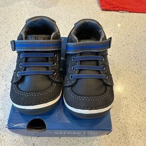 Stride Rite | Artie shoe blue size 4.5